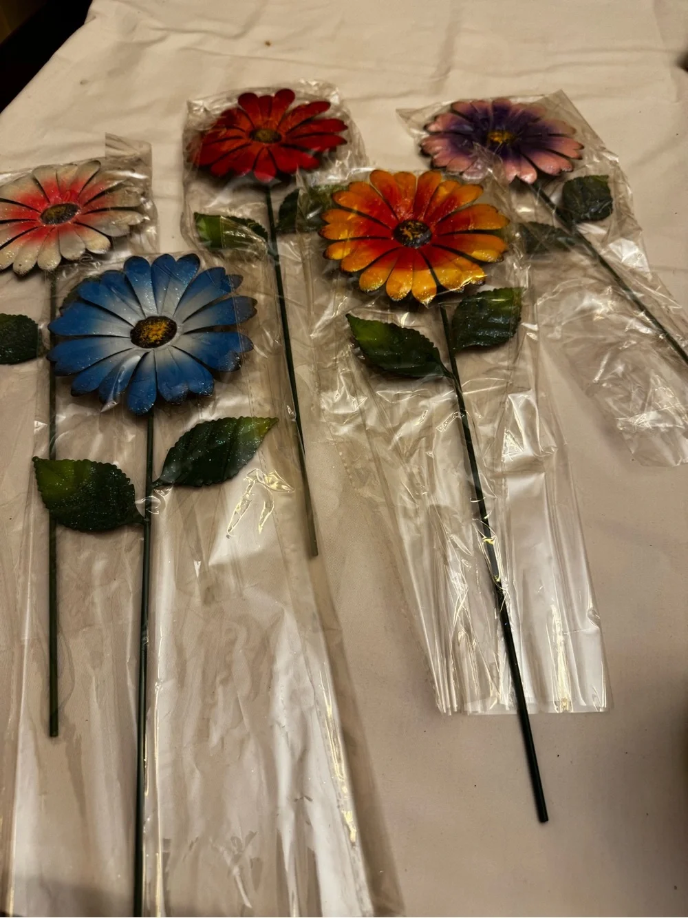 Vibrant Multi-Color Metal Daisy Garden Stakes - Set of Decorative Flower Accents